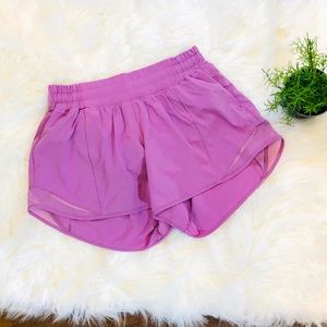 Lululemon Hotty Hot Shorts in Purple Size 4